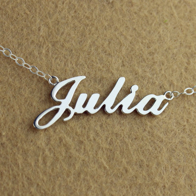 Name Necklace - Julia Style