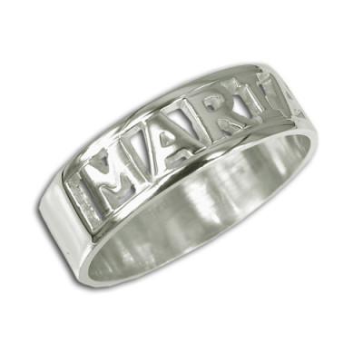 English Engraved Personalised Rings With Names