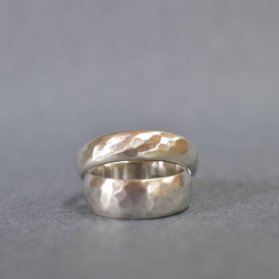 HandmadeWedding Ring With Hammered Finish