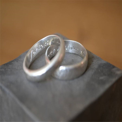 HandmadeWedding Ring With Hammered Finish