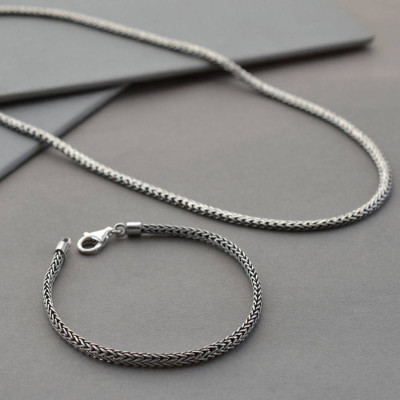 Personalised Necklaces - Oval Snake Necklace